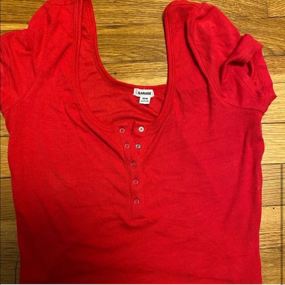 NWOT! Garage Crop Tee - Picture 5 of 6